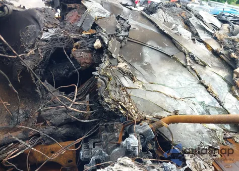 2001 Mercury Grand Marquis Gs z USA, uszkodzony, nr VIN 2MEFM74W41X691489